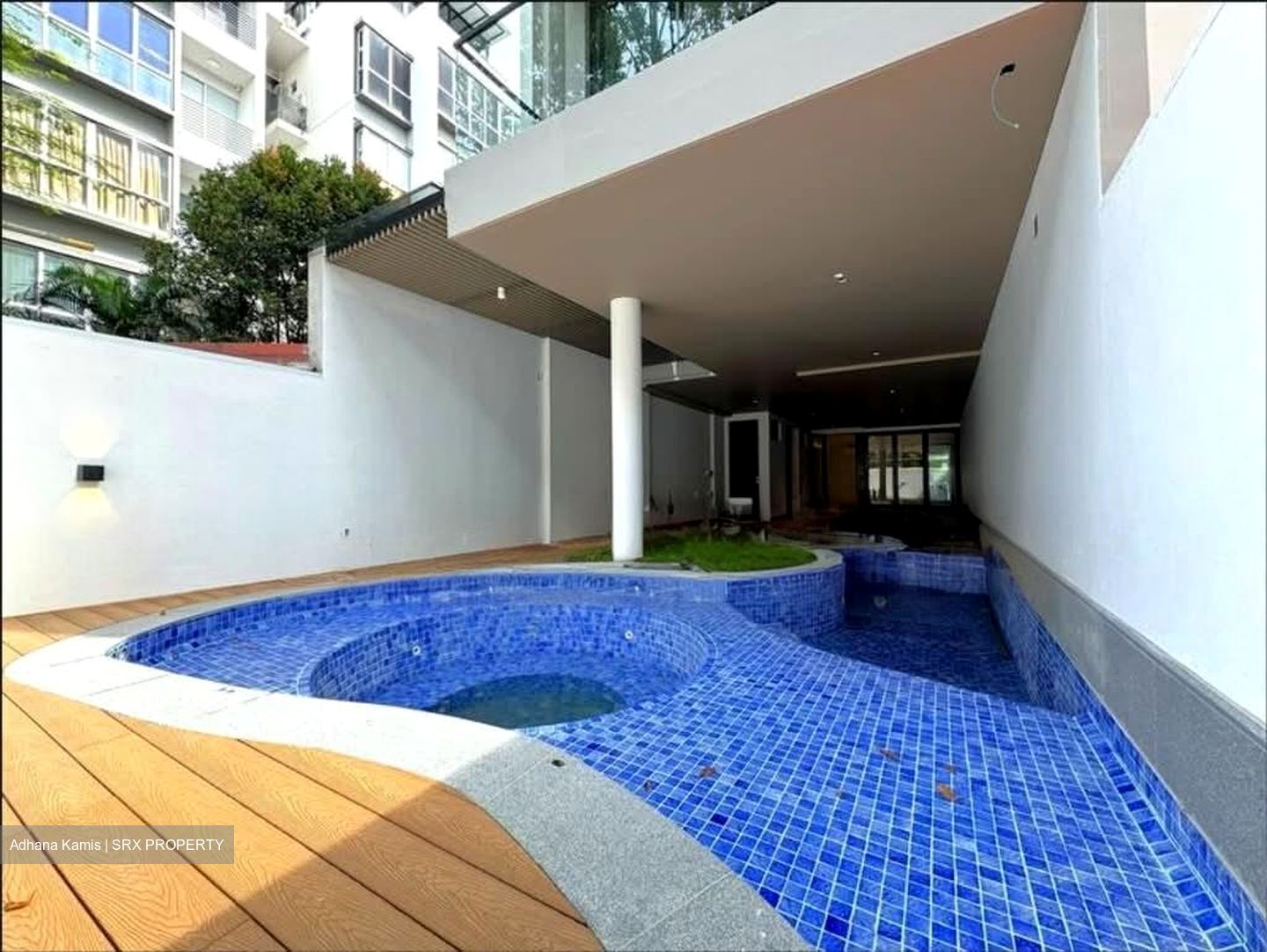 Lorong N Telok Kurau (D15), Terrace #553423391